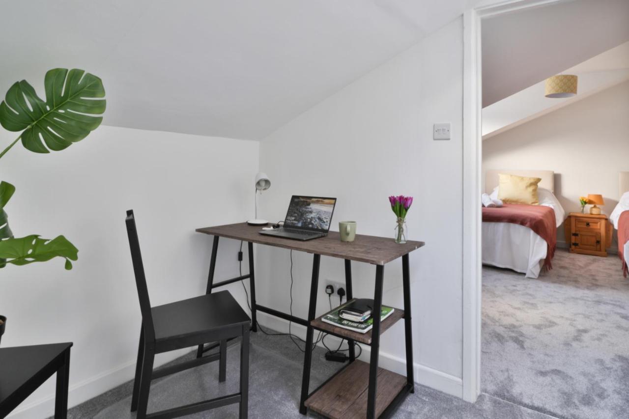Rumney House Villa Cardiff Esterno foto