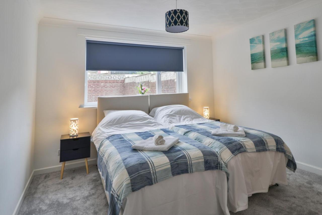 Rumney House Villa Cardiff Esterno foto