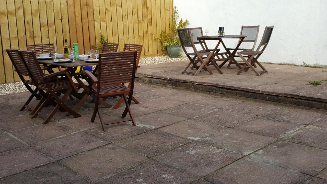Rumney House Villa Cardiff Esterno foto